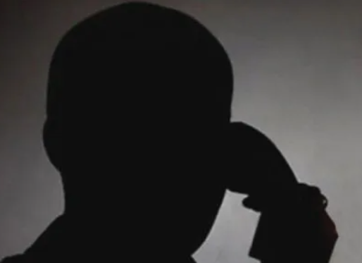 Shadow-of-phone-call-for-former-employer-blog